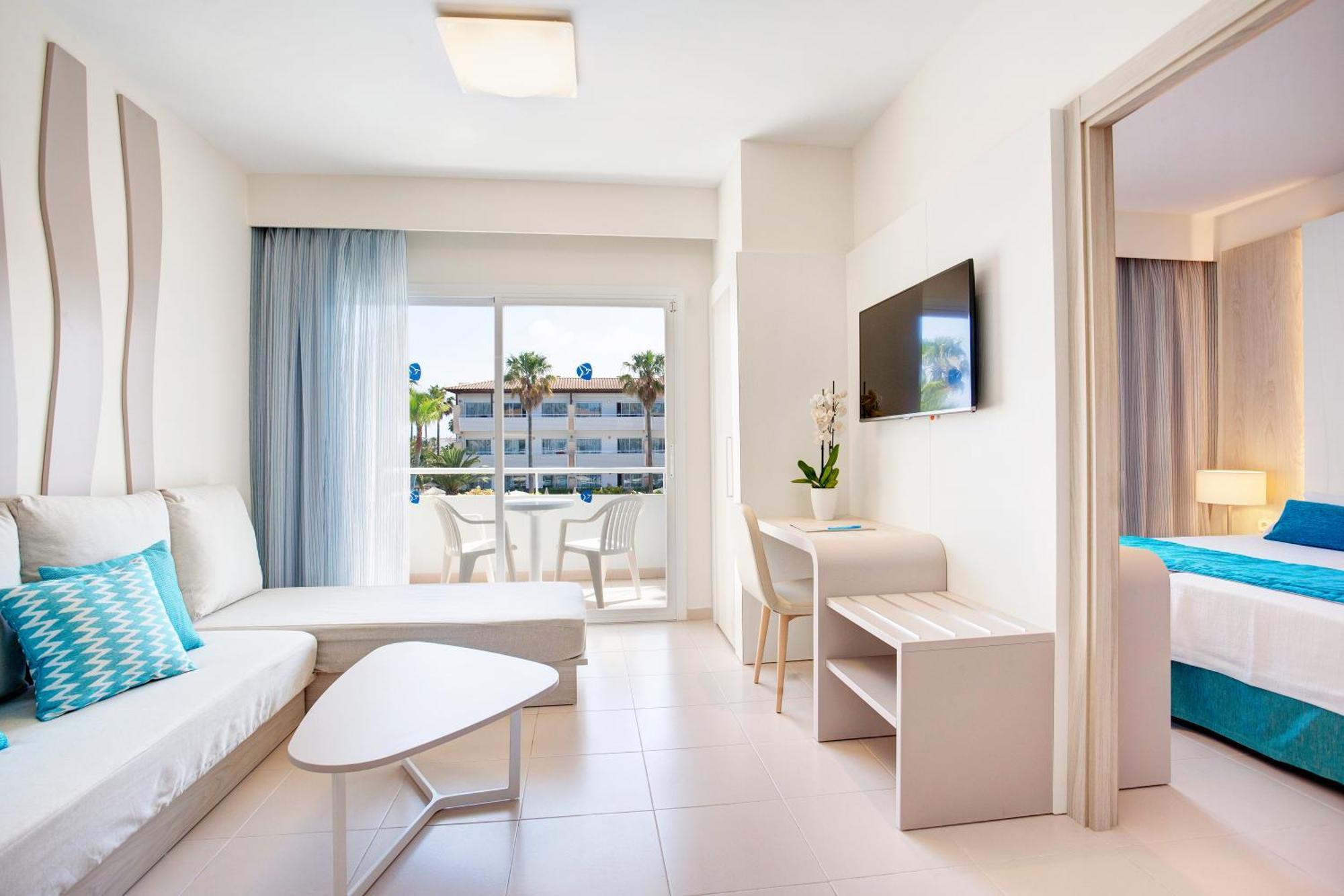 Grupotel Mallorca Mar Cala Bona  Exterior photo
